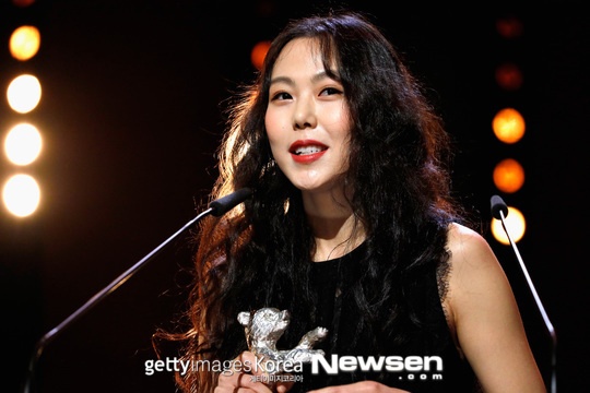 Kim Min Hee thua nhan yeu Hong Sang Soo anh 2