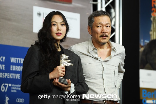 Kim Min Hee thua nhan yeu Hong Sang Soo anh 5