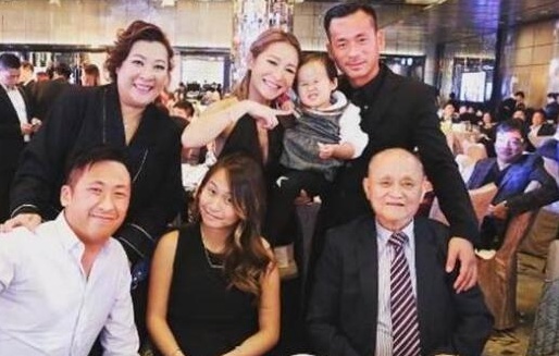 Vo ca khoe anh dai gia dinh, kieu nu TVB chiu canh e che hinh anh