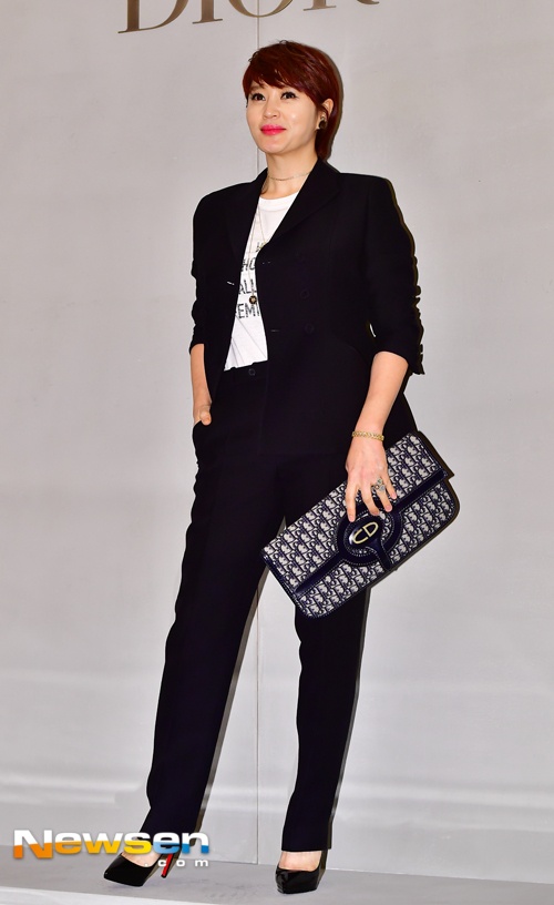 Yoona lep ve dan em Sulli khi du su kien anh 6