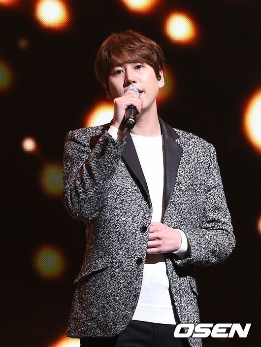 Kyuhyun bị bỏ rơi khi khách sạn cháy ảnh 1 Kyuhyun bi bo roi khi khach san chay anh 1