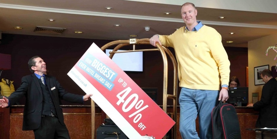 Tai tu so huu chieu cao khung cua the gioi qua doi o tuoi 36 hinh anh