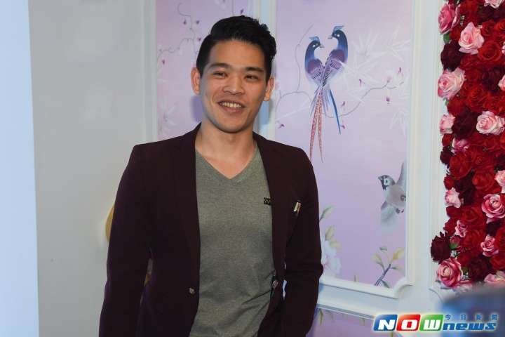 Helen Thanh Dao co chong anh 3