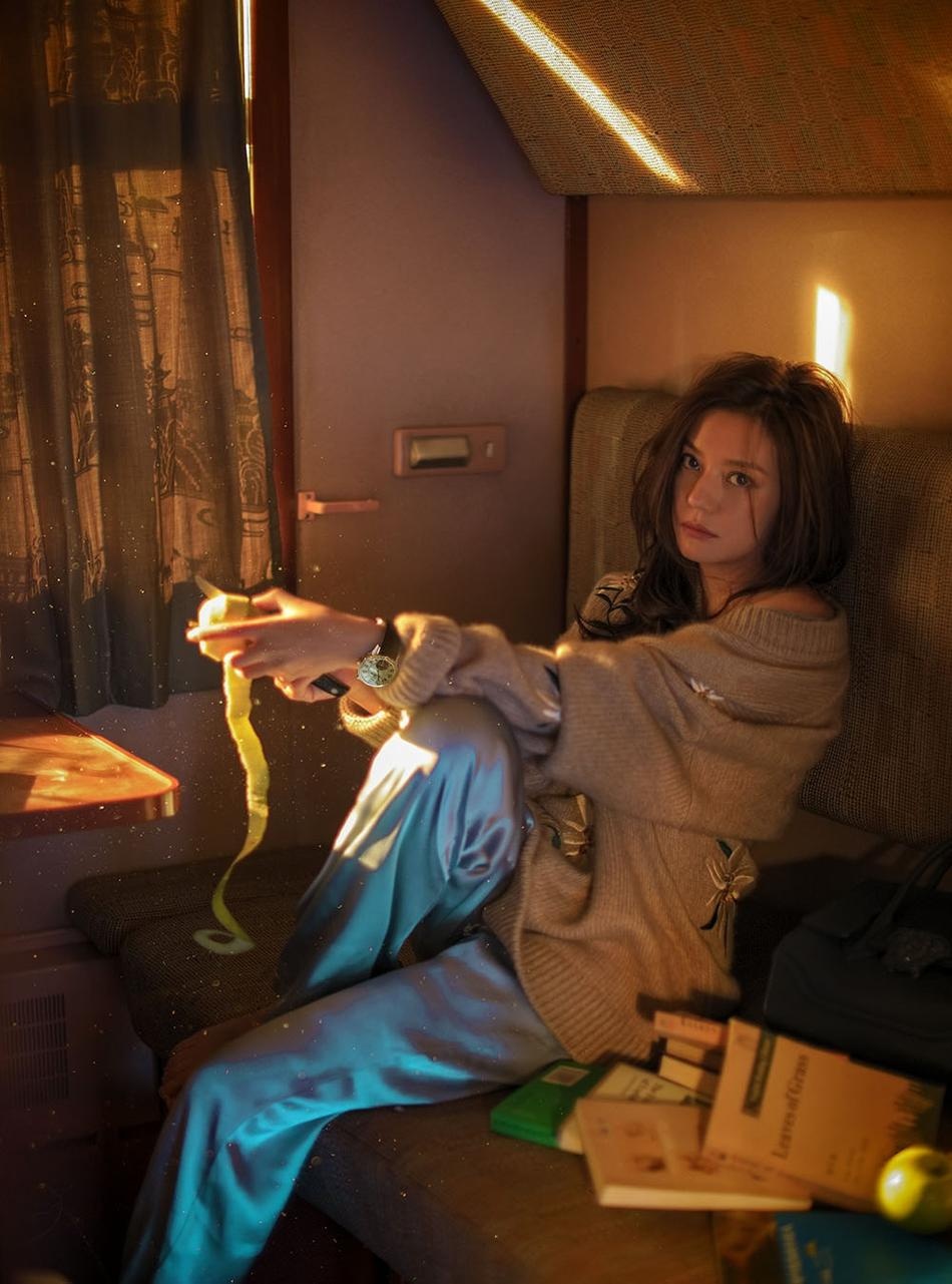 Trieu Vy tap chi Esquire anh 4