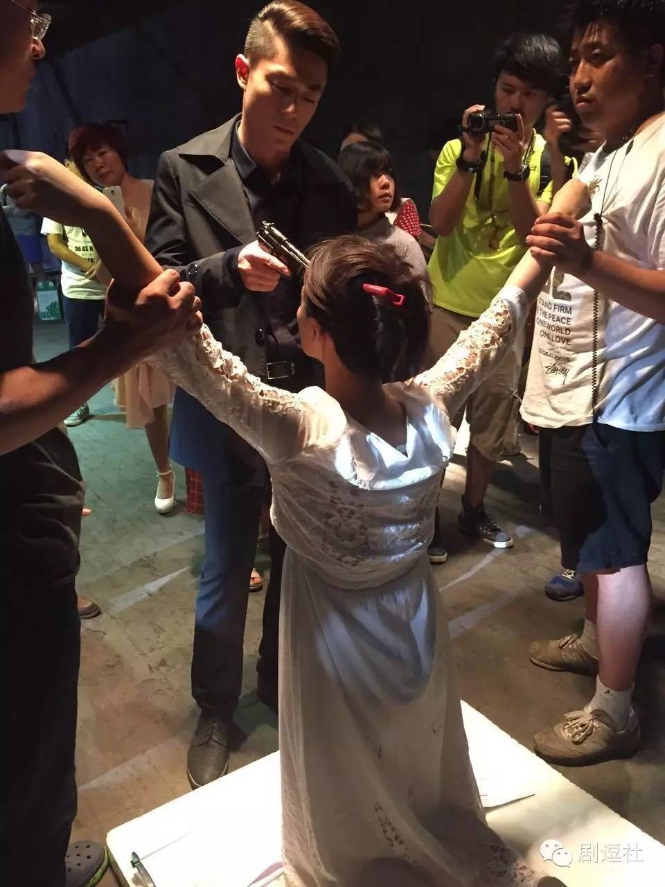 Su that phia sau nhung canh nong trong phim anh 8