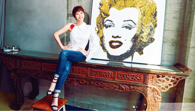 Phong cach thoi trang Kim Hye Soo anh 9