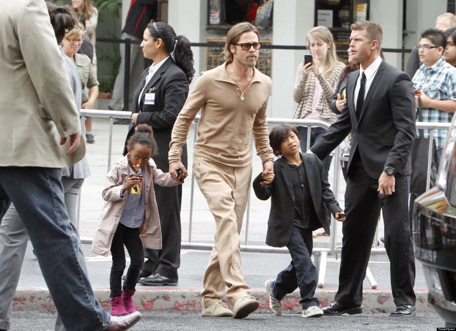 Brad Pitt không vội hẹn hò sau khi ly hôn ảnh 2 Brad Pitt khong voi hen ho sau khi ly hon anh 2
