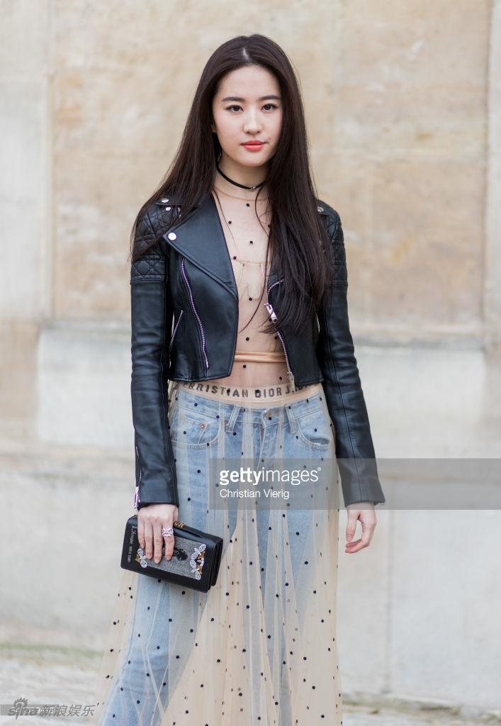 Luu Diec Phi Tuan le thoi trang Paris 2018 anh 4