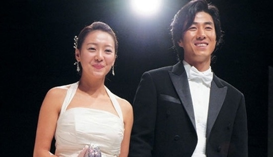 Hon nhan cua tai tu la con trai pho chu tich Samsung va sao nu hang B hinh anh