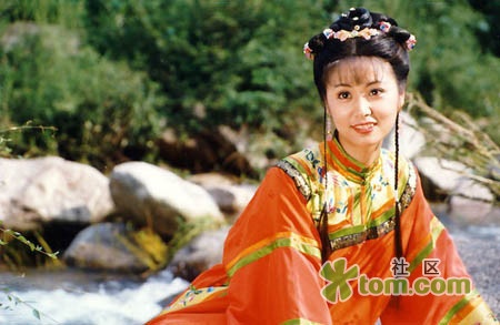 Sau 20 nam gay sot, 'Hoan Chau cach cach' bi to xuyen tac hinh anh