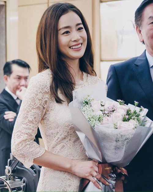 Kim Tae Hee tham du su kien o Malaysia anh 3
