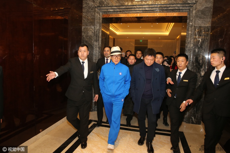 Thành Long ám ảnh khi bị sàm sỡ ảnh 1 Thanh Long am anh khi bi sam so anh 1