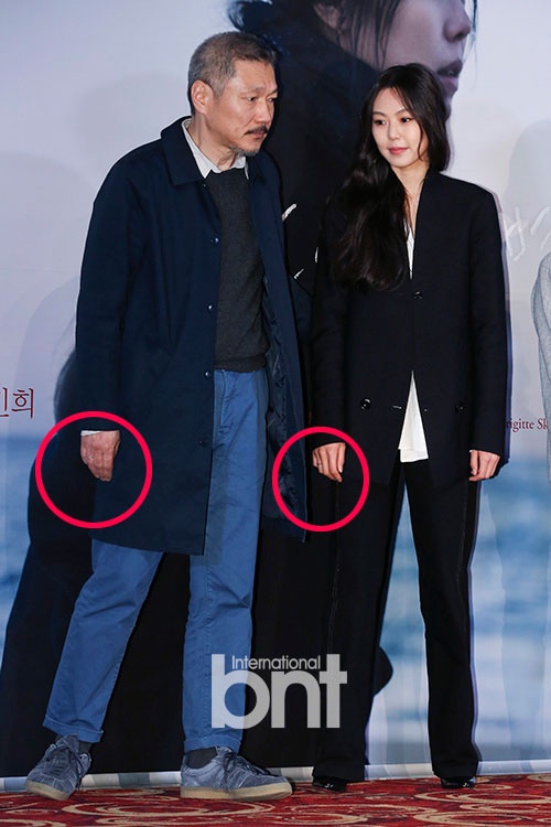 Hong Sang Soo và Kim Min Hee bên nhau ảnh 1 Hong Sang Soo va Kim Min Hee ben nhau anh 1