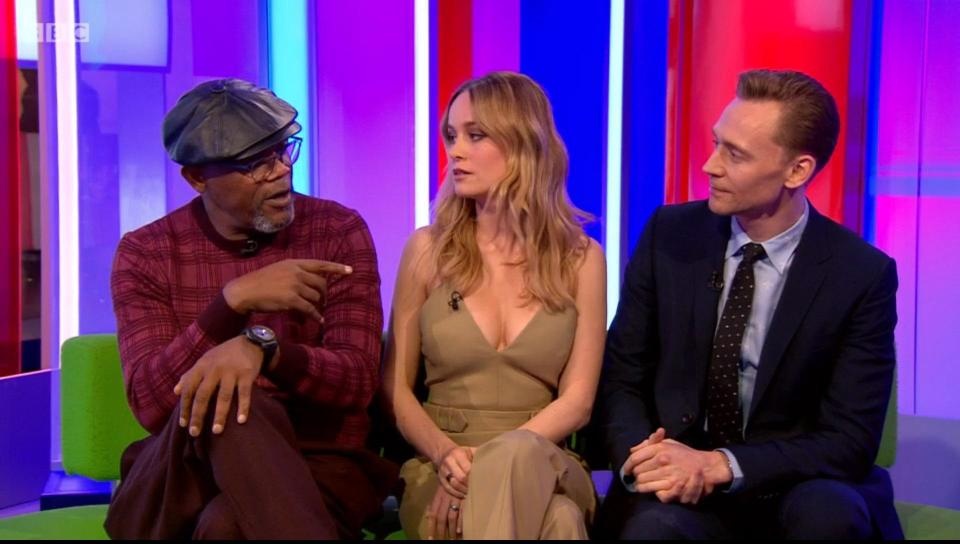 thoi trang tham do cua Brie Larson anh 8