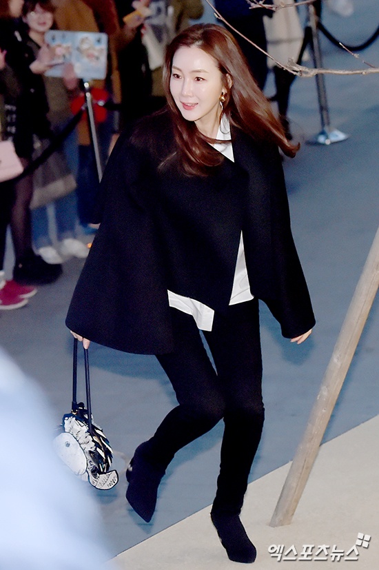 Hot boy EXO lep ve so voi dan anh khi du su kien anh 6