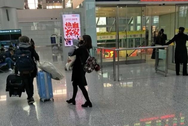 Trần Nghiên Hy xuất hiện cùng con trai ảnh 2 Tran Nghien Hy xuat hien cung con trai anh 2