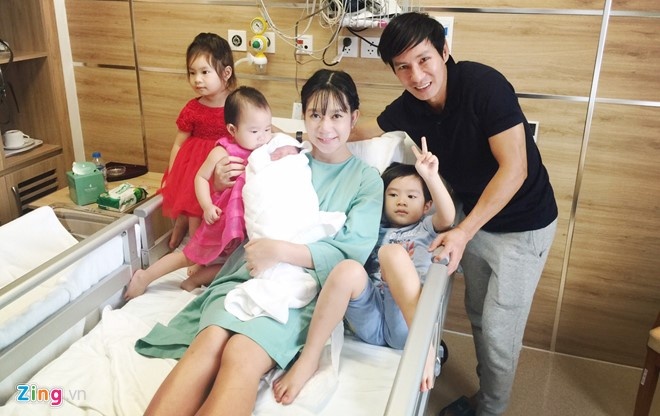 Vo Ly Hai nghi van mang bau lan 5 anh 2