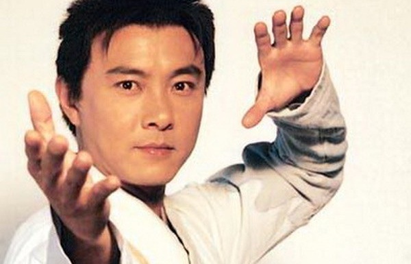 Truong Ve Kien va be boi danh tai tu 'Tay du ky' gay xuong, dap than hinh anh