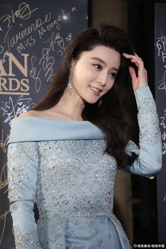 Pham Bang Bang lo nhan sac that khong photoshop anh 3