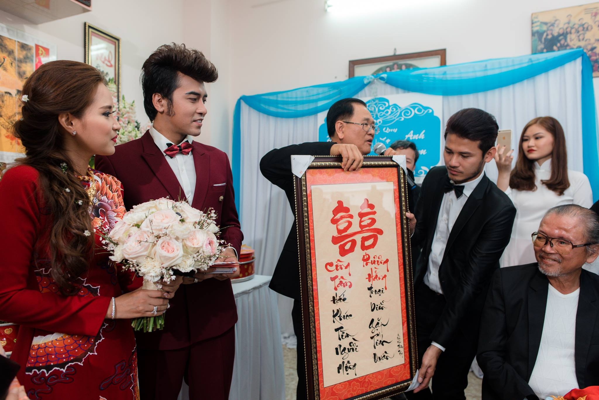 Le ruoc dau cua Phuong Hang va Anh Tam anh 1