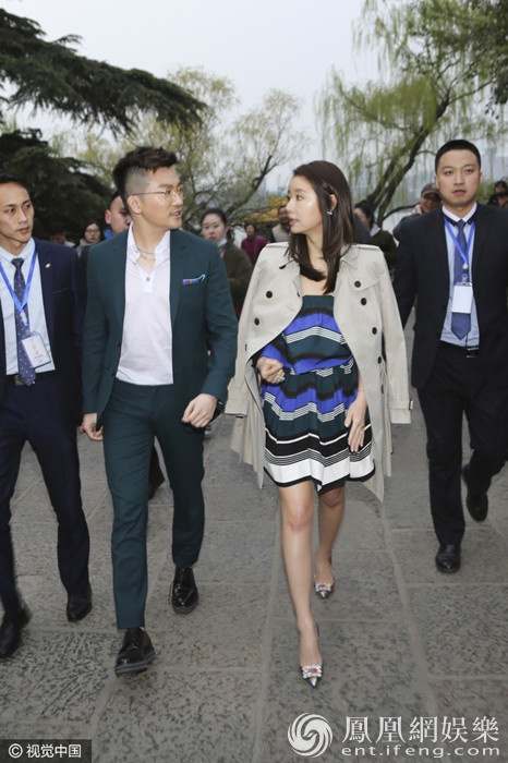 Lam Tam Nhu va To Huu Bang bi bua vay anh 1