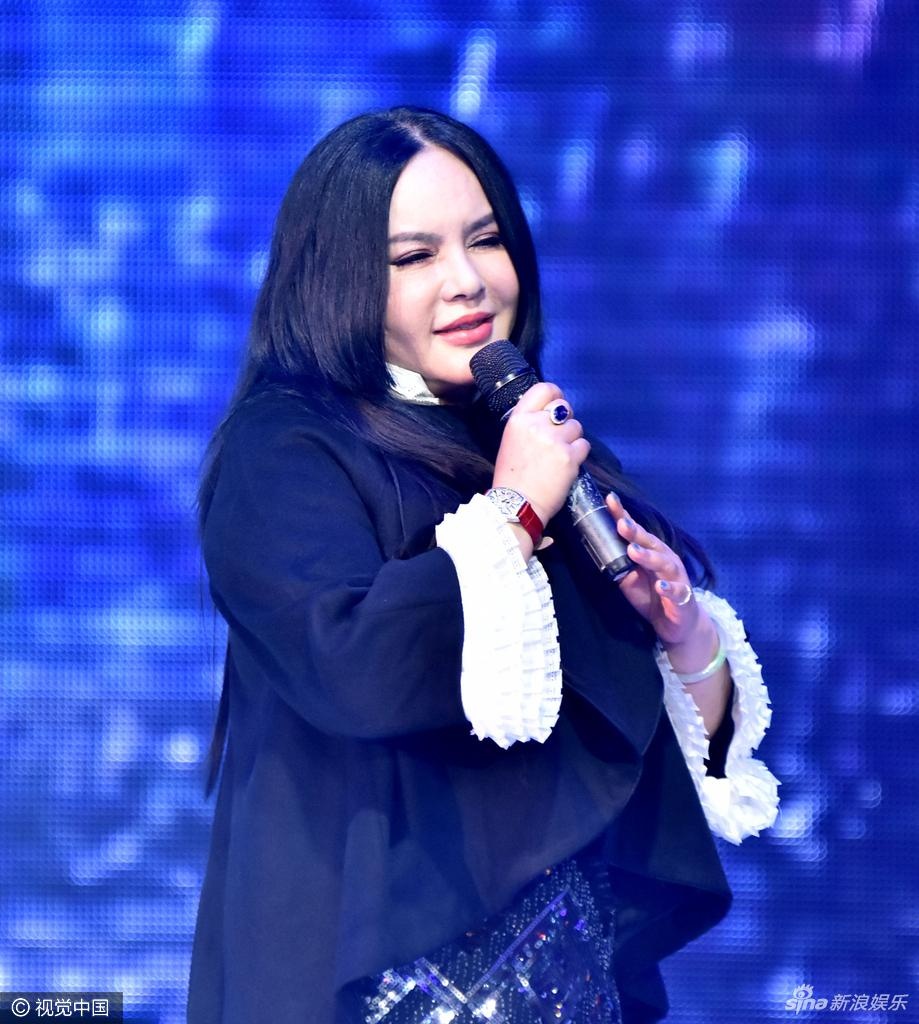 ca sĩ thiên bách huệ thẩm mỹ ảnh 1 ca si thien bach hue tham my anh 1