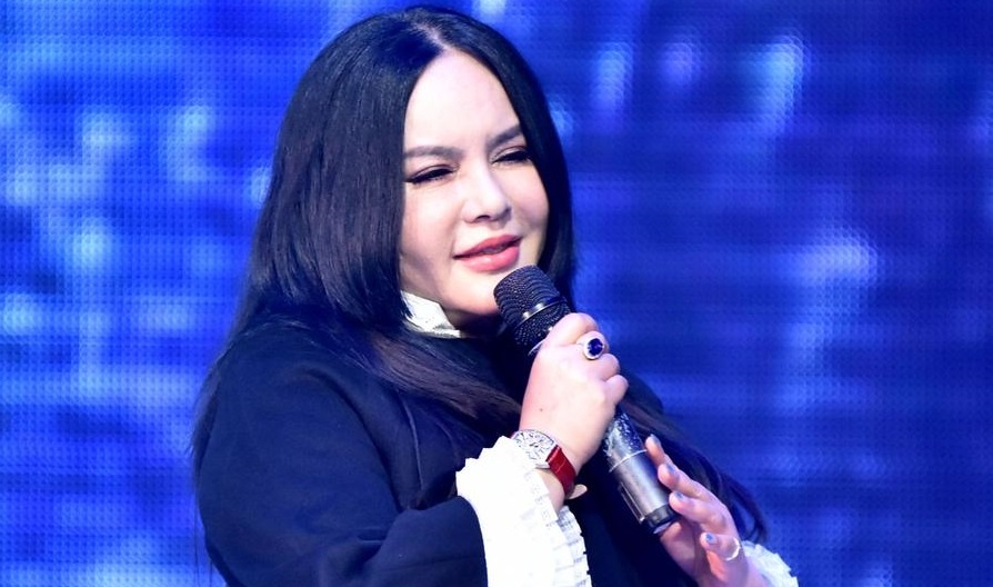 Sao nu Trung Quoc an dat vi mat sung phu, bien dang sau tham my hinh anh