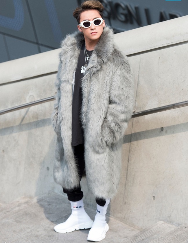 Sơn Tùng M-TP sao chép trang phục ở Seoul ảnh 7 Son Tung M-TP sao chep trang phuc o Seoul anh 7