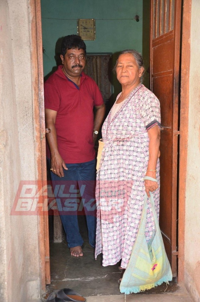 anandi co dau 8 tuoi qua doi anh 10