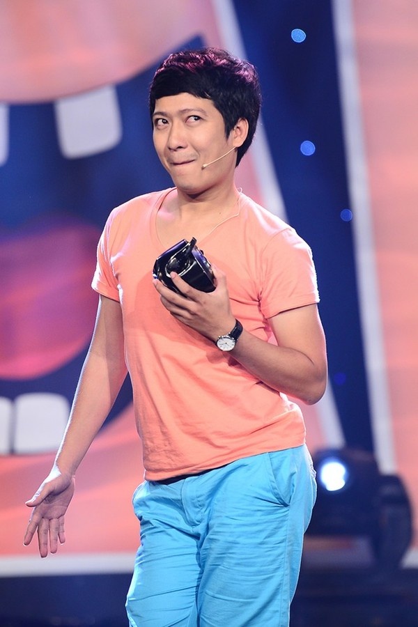 Trường Giang ngồi im ở Mặt nạ ngôi sao ảnh 1 Truong Giang ngoi im o Mat na ngoi sao anh 1