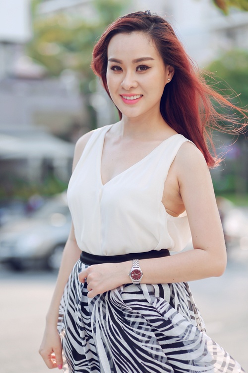 Thúy Nga nhóm Mắt Ngọc bị chửi bới ảnh 2 Thuy Nga nhom Mat Ngoc bi chui boi anh 2