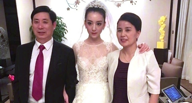 Quach Phu Thanh bi to keo kiet, bi gioi showbiz quay lung sau le cuoi hinh anh