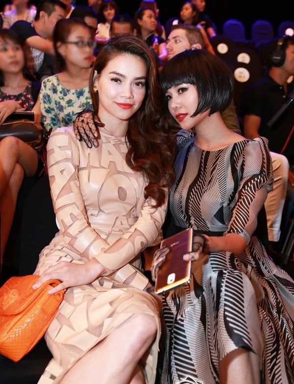 Minh Hang to Ho Ngoc Ha chen ep o The Face anh 3