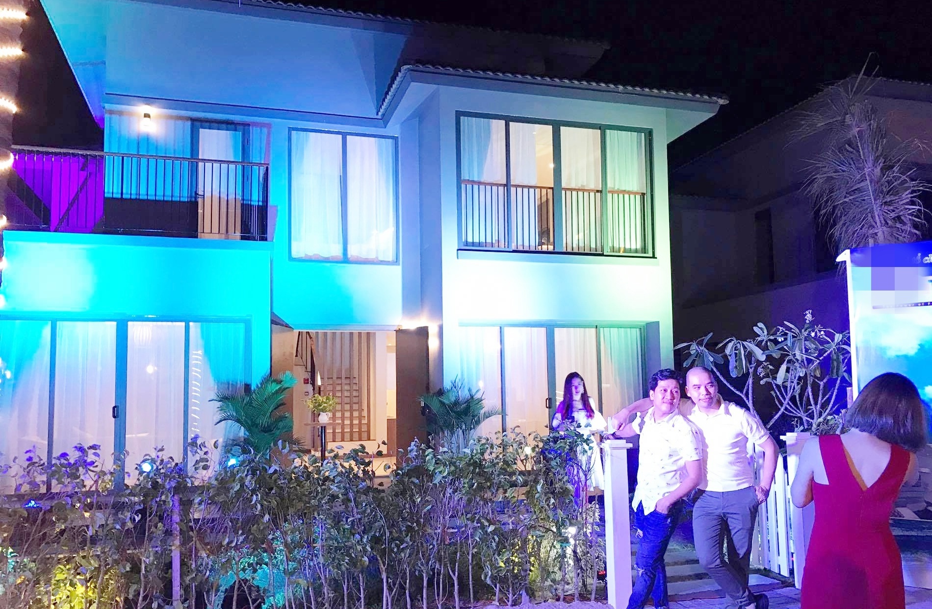 Truong Giang lan dau khoe biet thu 15 ty dong moi tau hinh anh