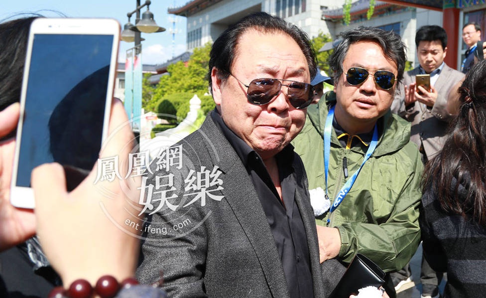 Dan sao 'Tay du ky' 1986 dau buon dua tang dao dien Duong Khiet hinh anh