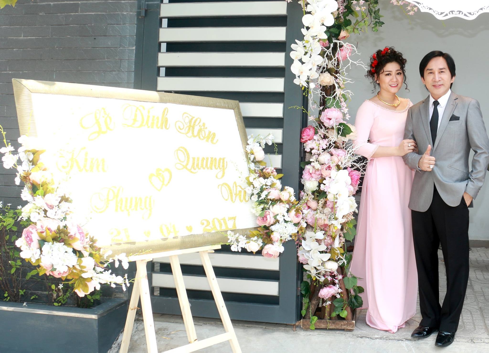 con gai nghe si Kim Tu Long ket hon anh 1