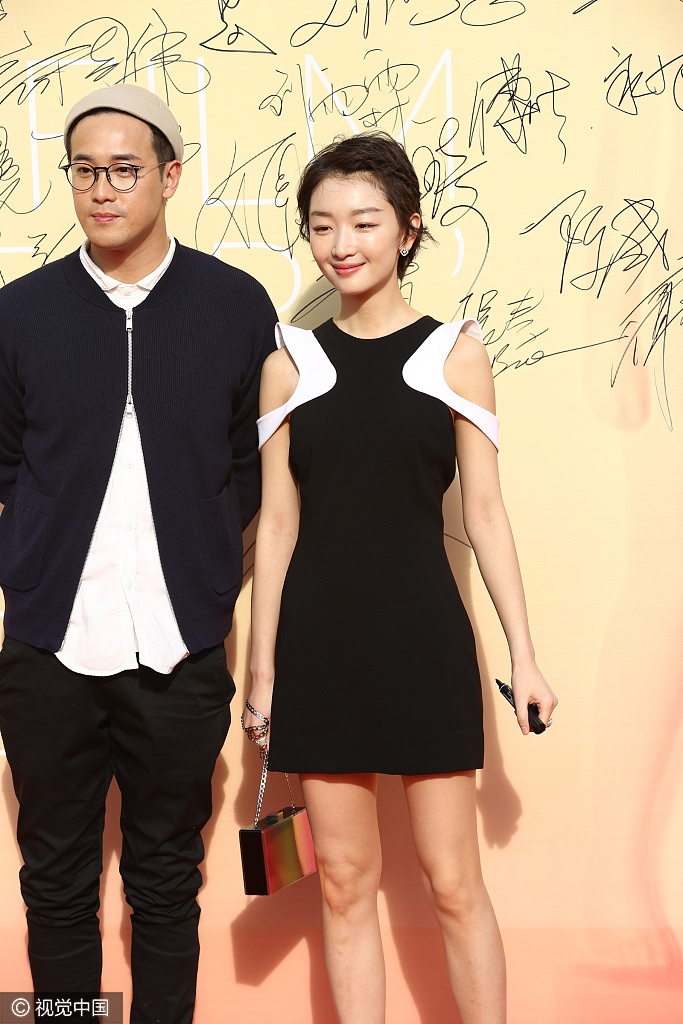 Pham Bang Bang Trieu Vy hoi ngo tren tren tham do anh 7