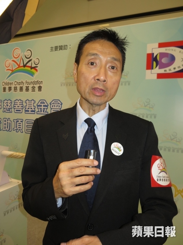 Tai tu TVB dot tu ngay tren san khau anh 2