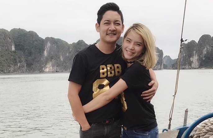 Hai Bang va Thanh Dat tron con gai moi sinh de du lich Ha Long? hinh anh