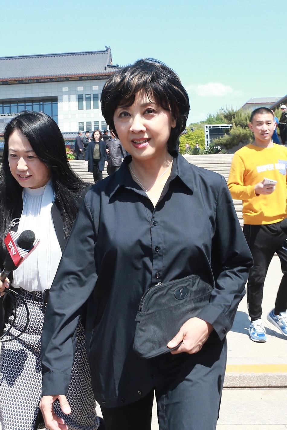 Sao tay du ky tre dep anh 1