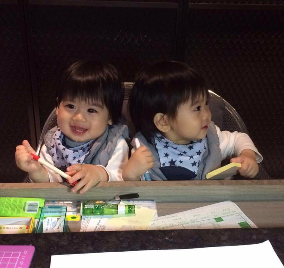 Cap sinh doi nha Lam Chi Dinh anh 7