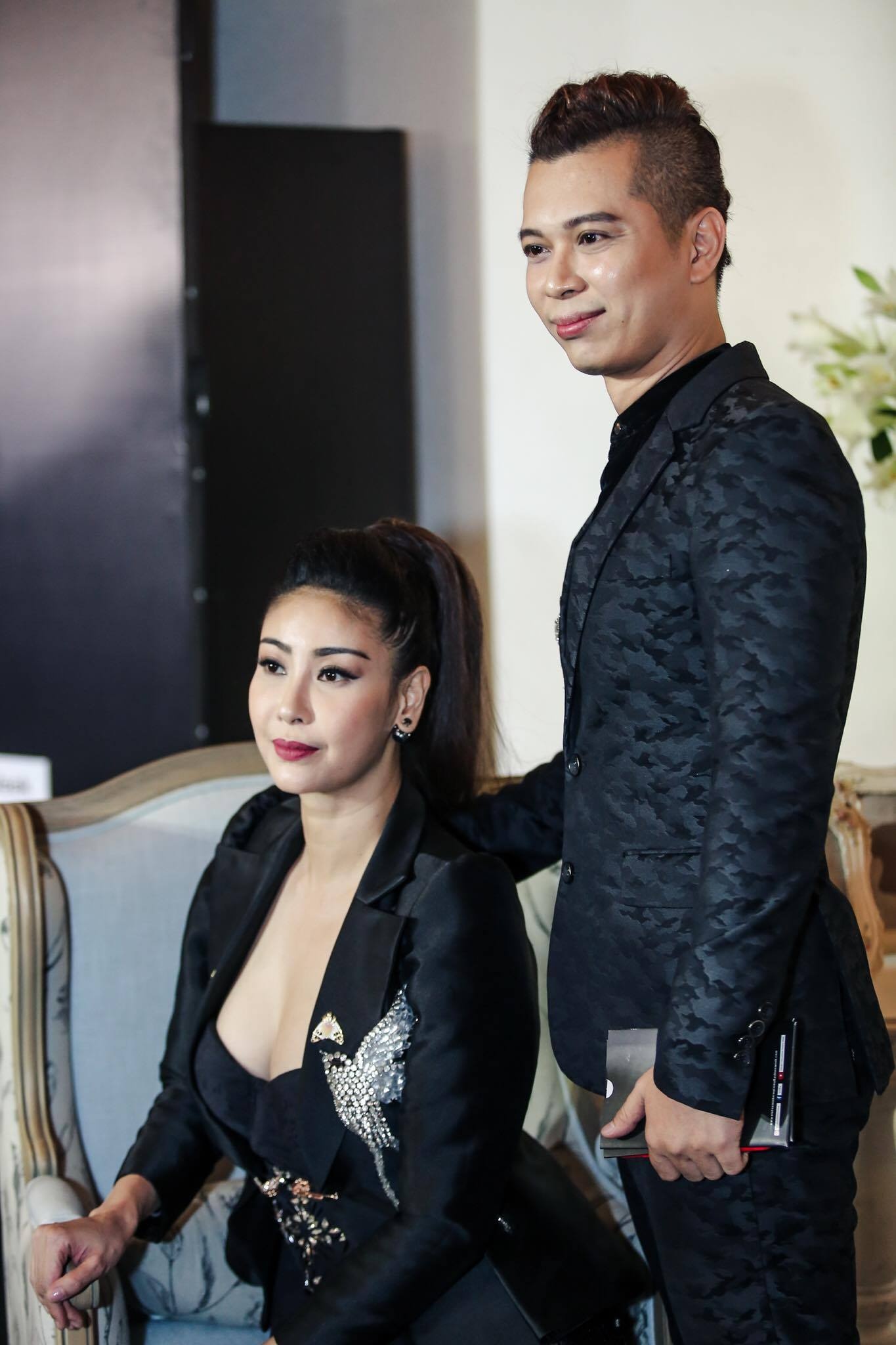 Dàn sao Việt khoe sắc ở sự kiện thời trang ảnh 15 Dan sao Viet khoe sac o su kien thoi trang anh 15