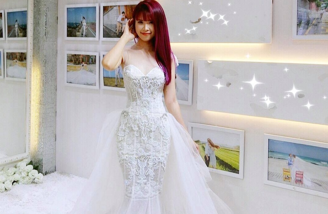 Khoi My duyen dang trong dam cuoi dinh ket 8.000 vien pha le hinh anh