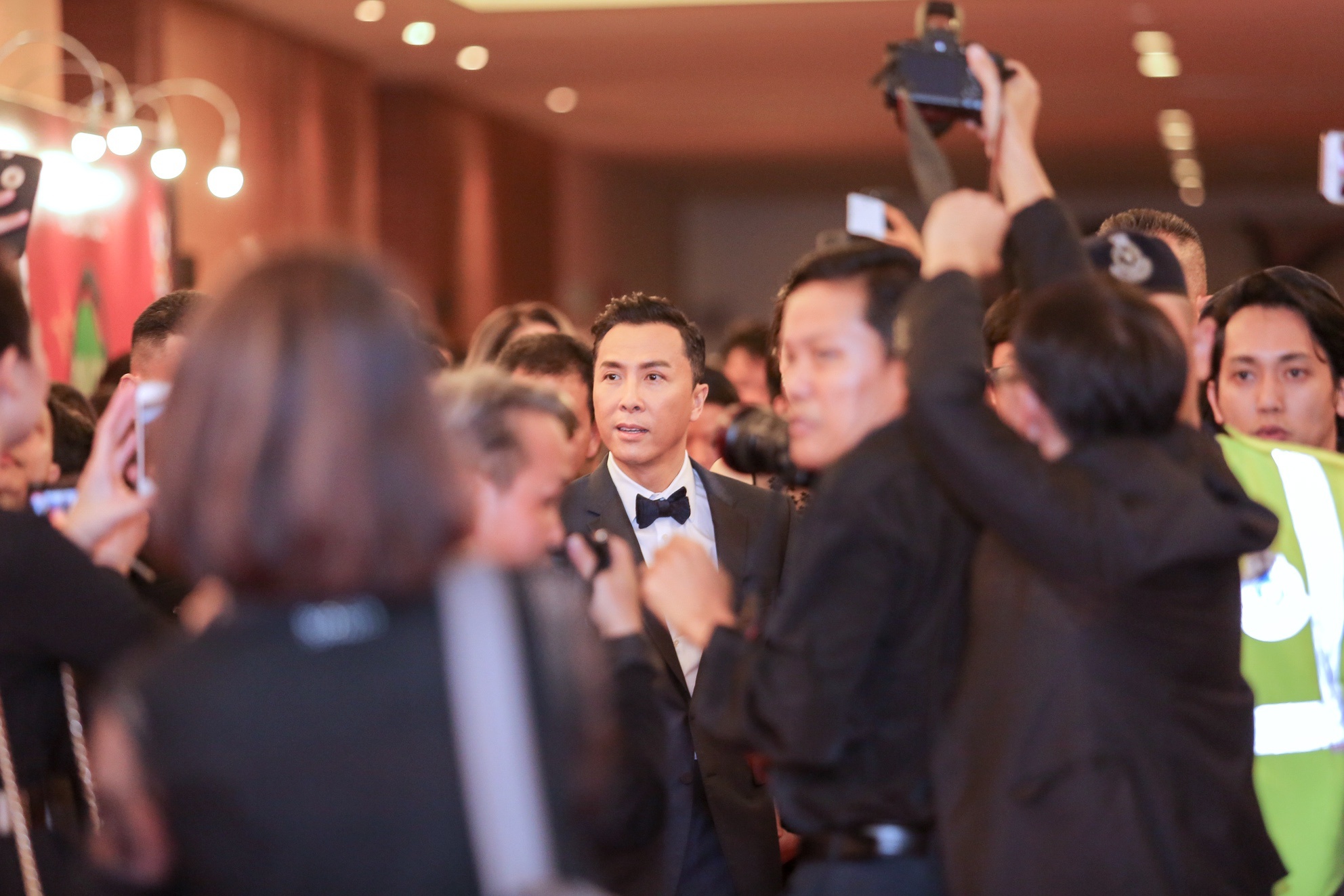 Chân Tử Đan dự thảm đỏ cùng Hồng Ánh ảnh 1 Chan Tu Dan du tham do cung Hong Anh anh 1