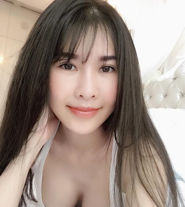 Que Van cong khai phau thuat tham my anh 4