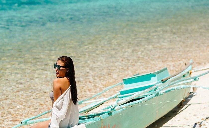 Luong The Thanh va Thuy Diem tren bien anh 2