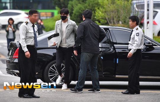 Lee Min Ho nhập ngũ ảnh 3 Lee Min Ho nhap ngu anh 3