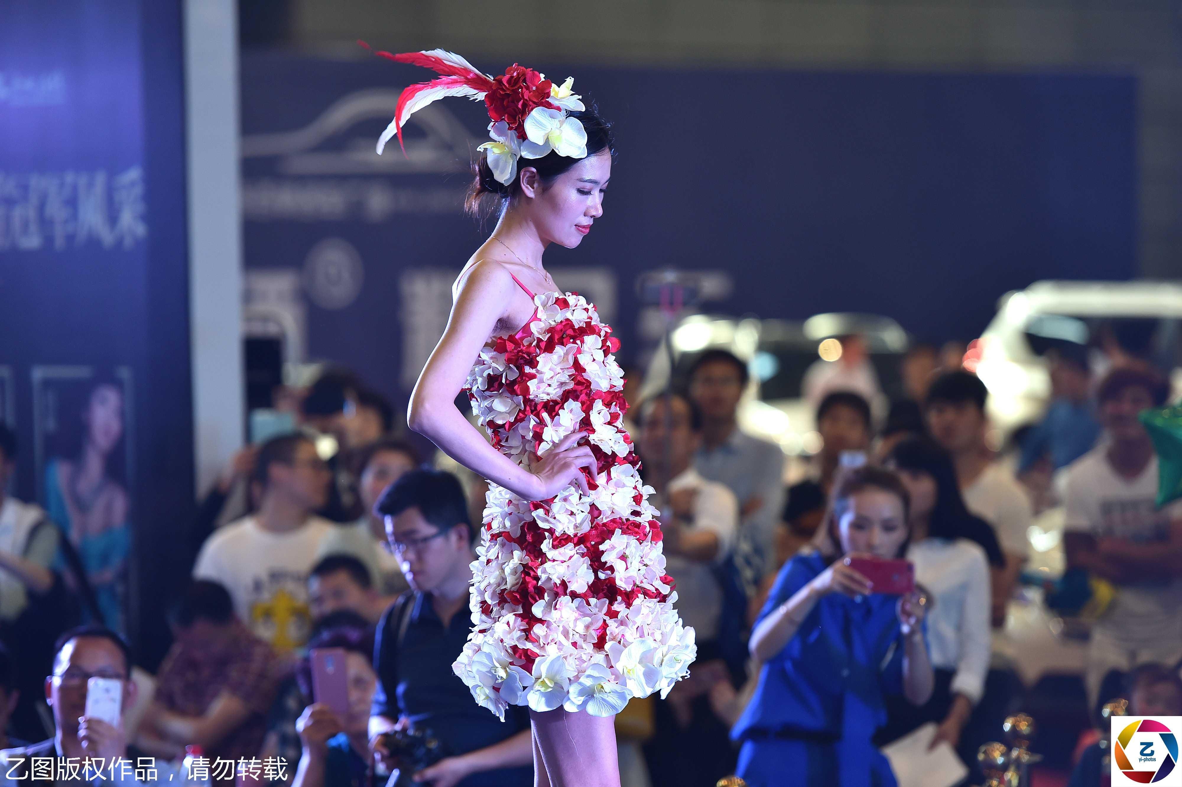 Cuoc thi sac dep Trung Quoc bi che anh 6