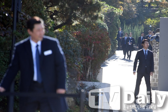 Le cuoi Song Joong Ki va Song Hye Kyo anh 13