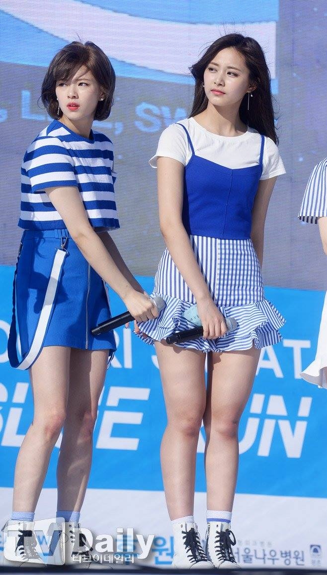 Ca si Han bi chup anh quay roi anh 2